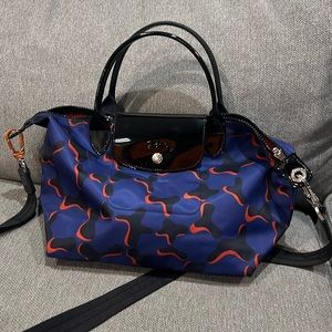 Longchamp patent leather and nylon cross body Le pliage tote